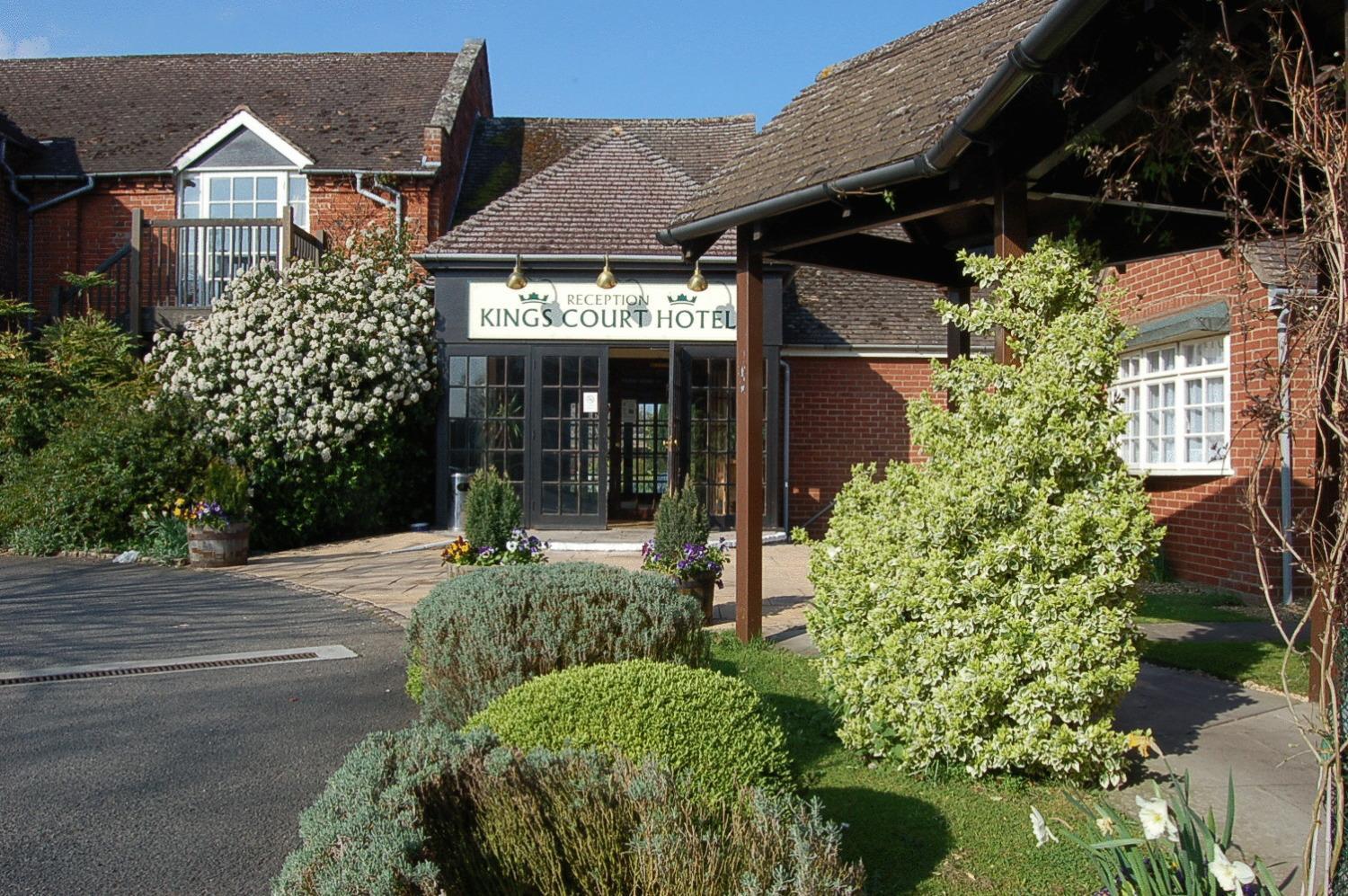 Kings Court Hotel Alcester Kültér fotó